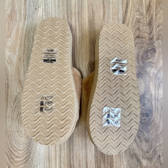MUK LUKS WOMEN'S KIRSTEY SLIDE SLIPPER Brown Size L (9-10) NWT - Picture 3 of 8